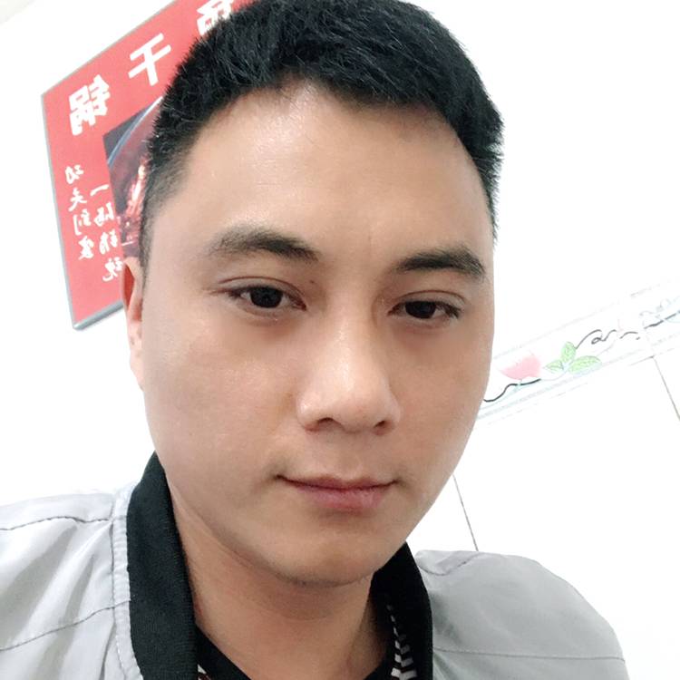 大叔相许淡然的照片