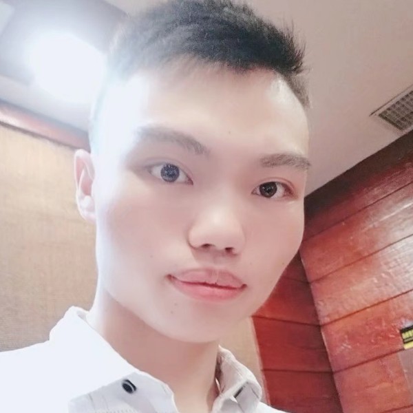 炙热演变煎蛋的照片