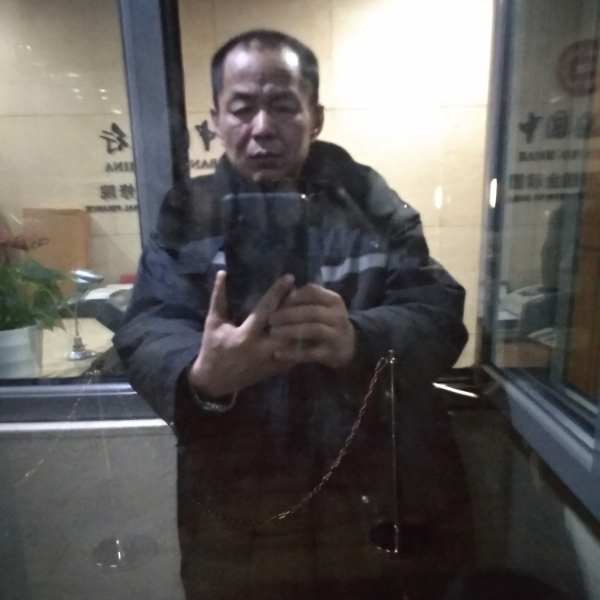 随缘论事的照片
