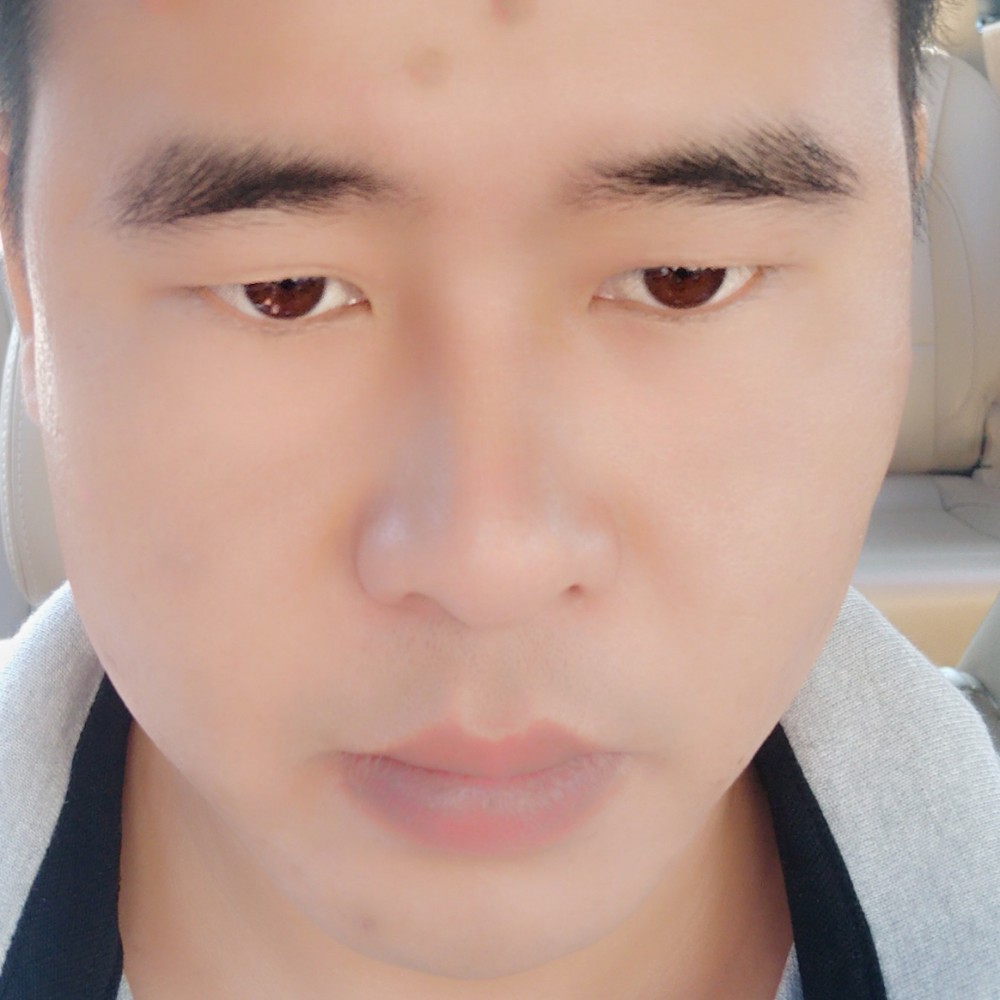 浅陌明理的照片