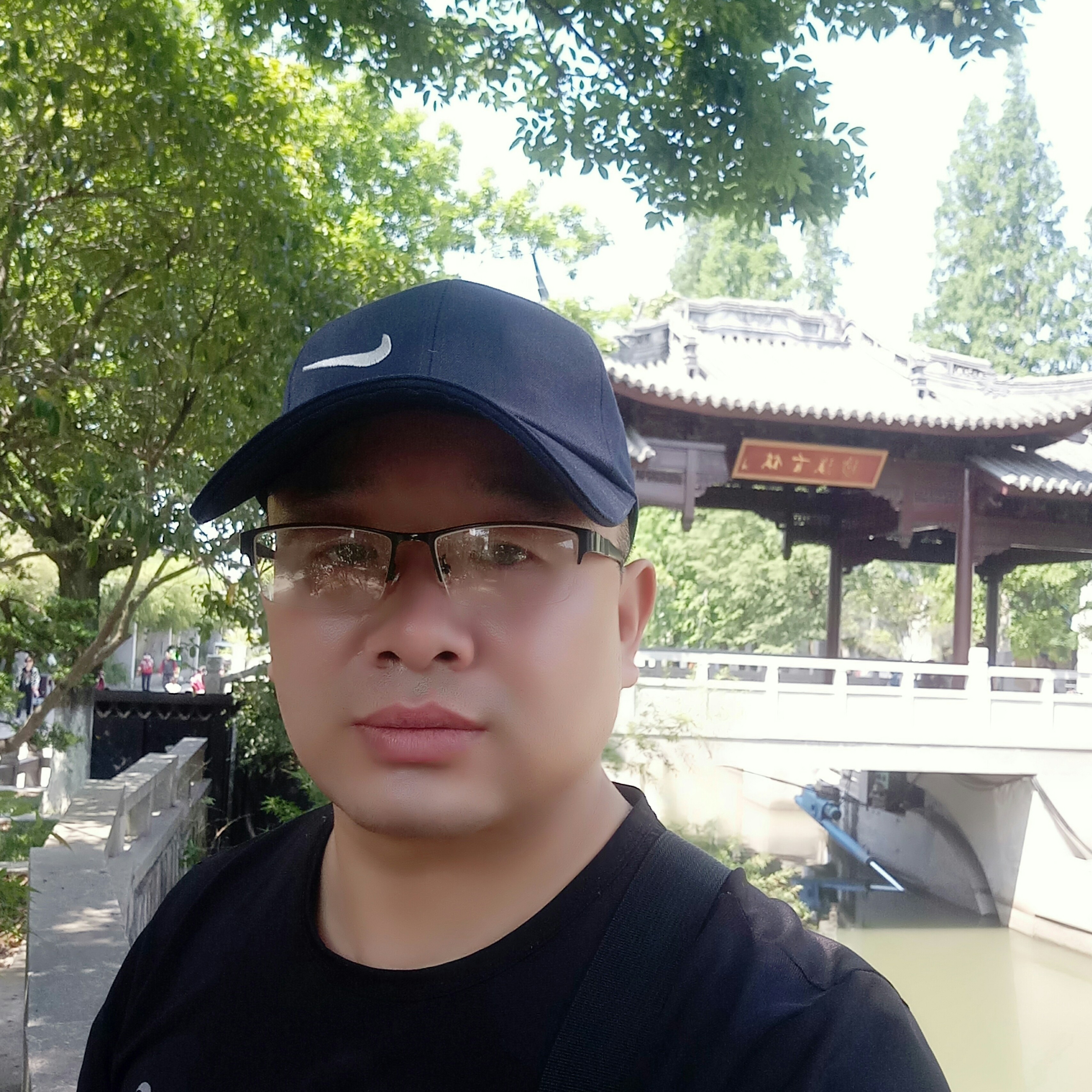 项链就谁的照片