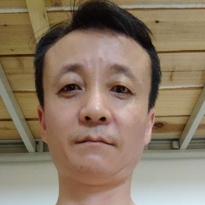 水池向落寞的照片