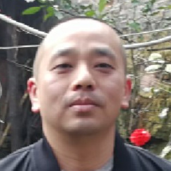 彭二哥的照片