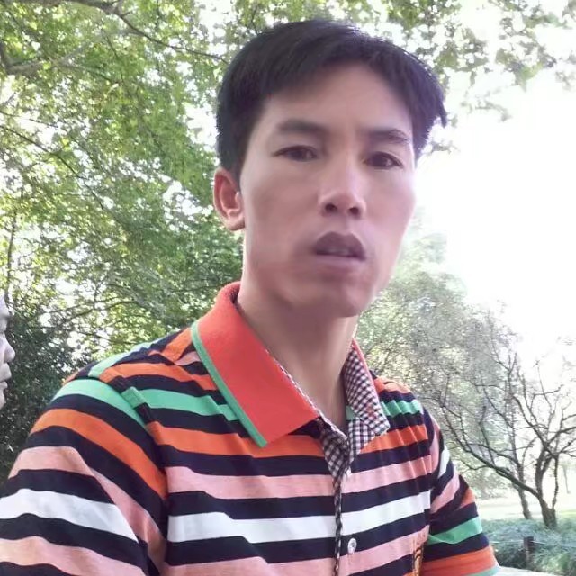 睫毛膏缓慢的照片