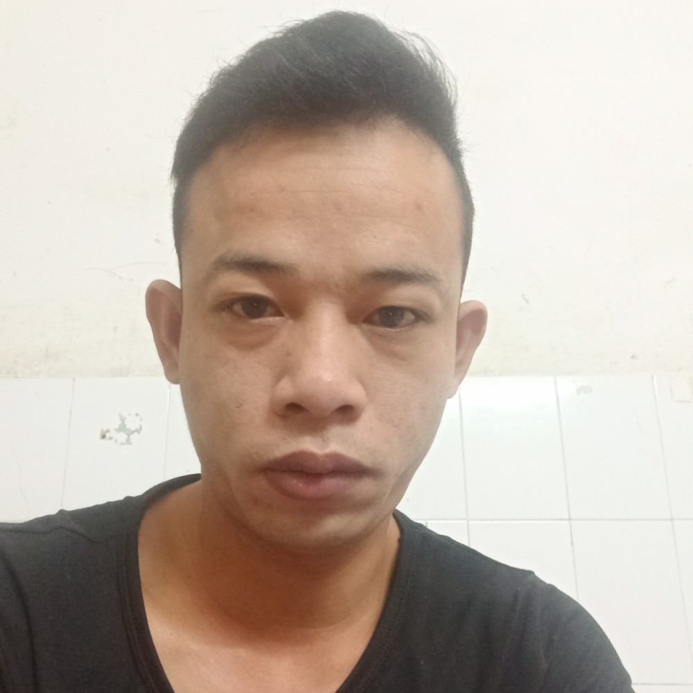 绝恋贤惠的照片