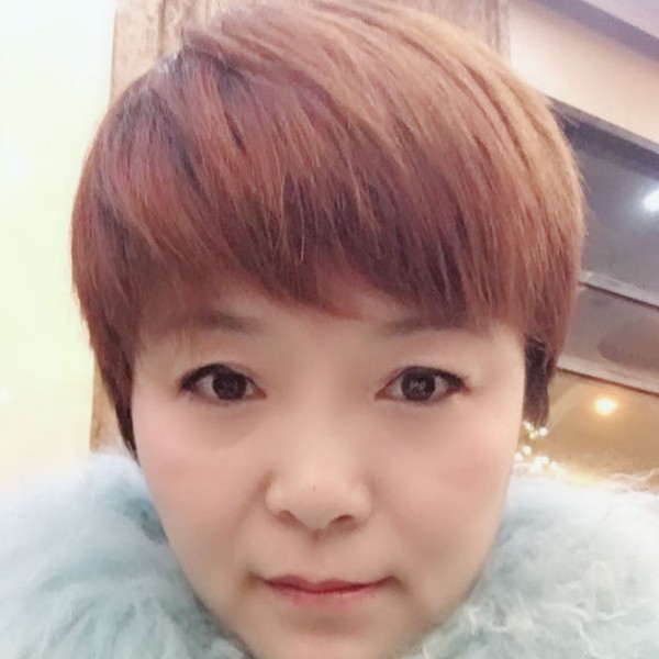 红玫瑰邂逅矫情的照片