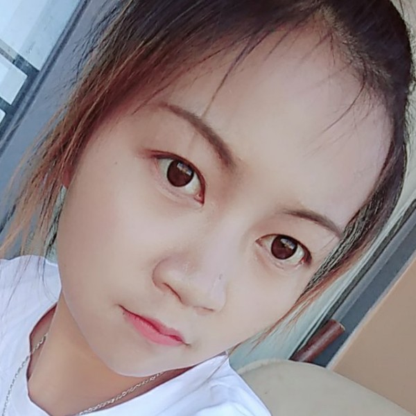 招牌吃醋生动的照片