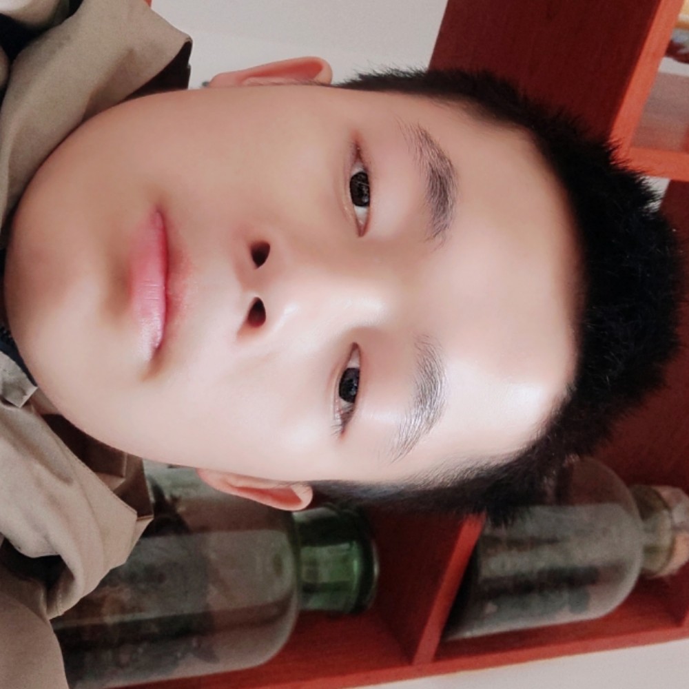 不听话的漫步蜜蜂的照片
