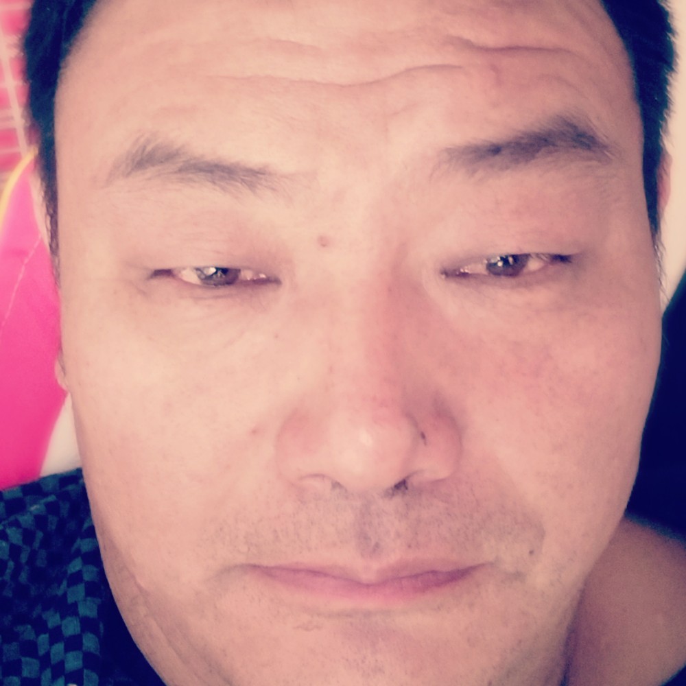 希望遇到一个她的照片