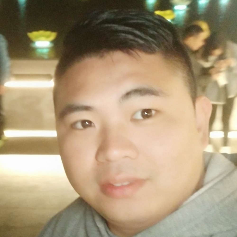 余溫挽手踏实的照片
