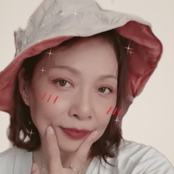 阳光蓝蓝的照片