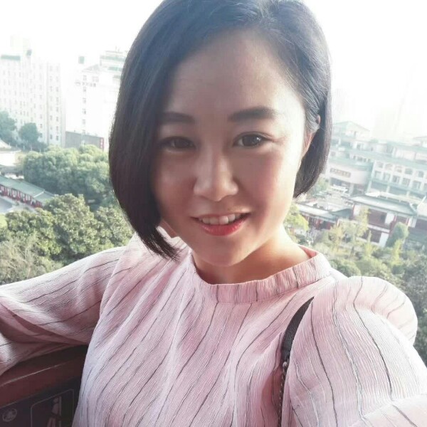 贝基女王的照片