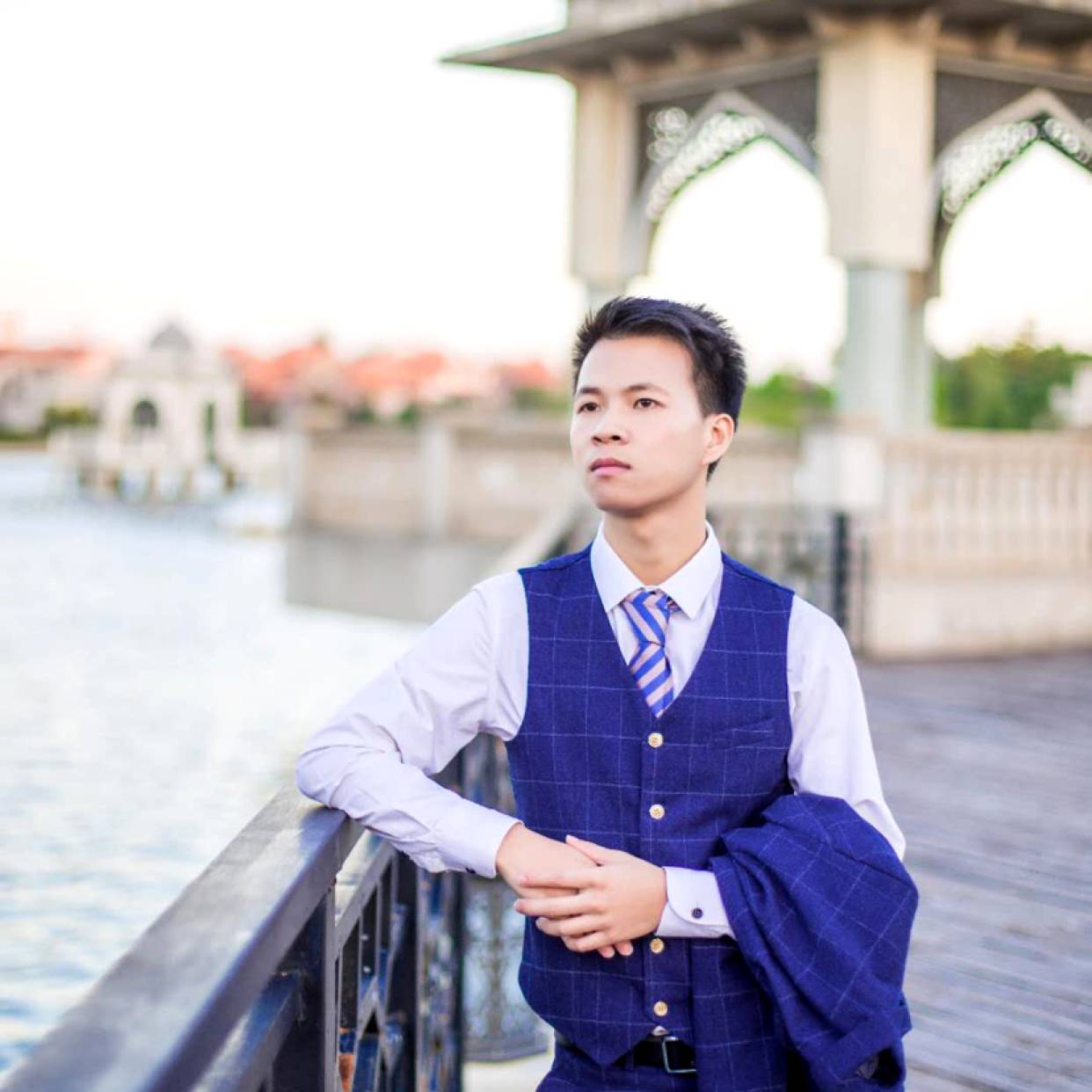 干净笑清曲的照片