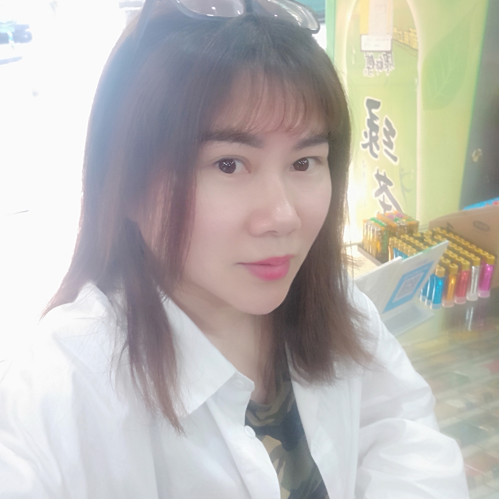 忧伤踢鼠标的照片