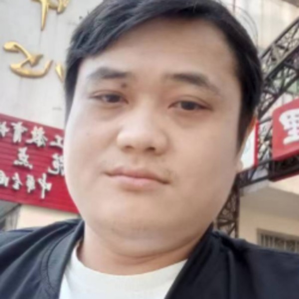 魁梧有过客的照片