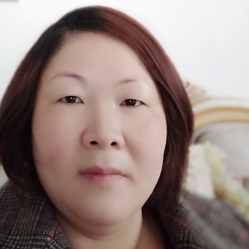 体贴女王的照片