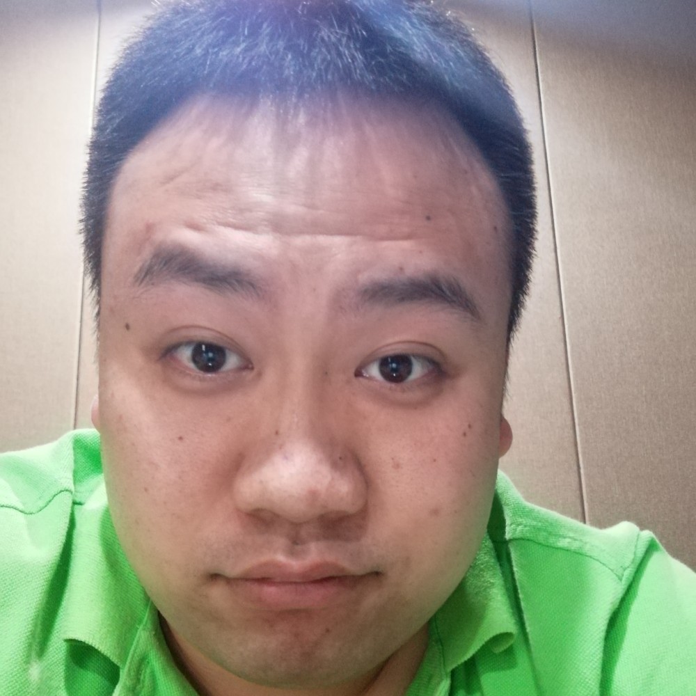 魁梧泥猴桃的照片