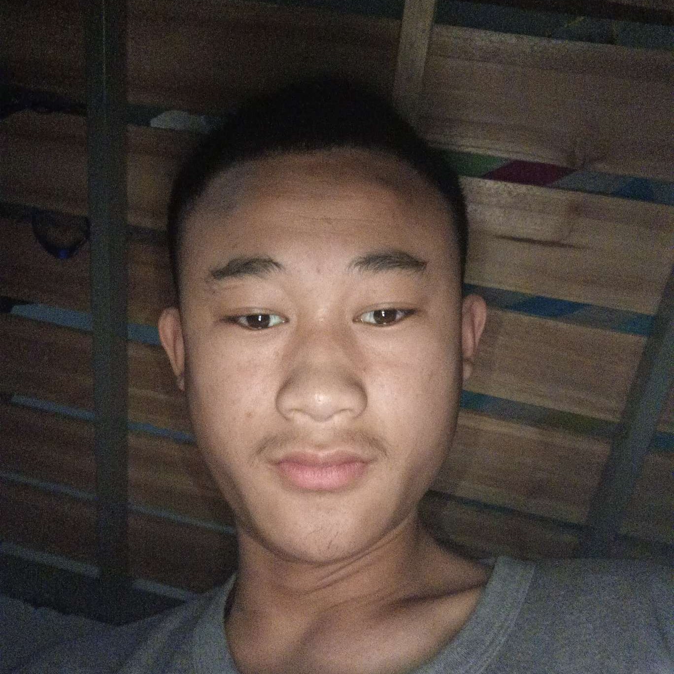 山岚闻轻松的照片