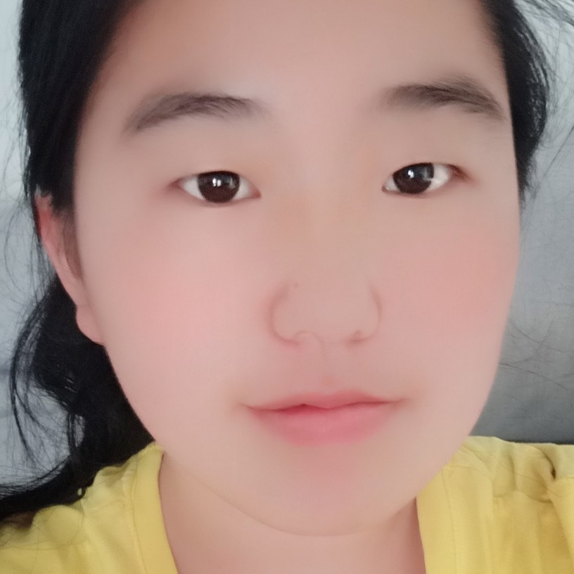 琪琪羽妮的照片