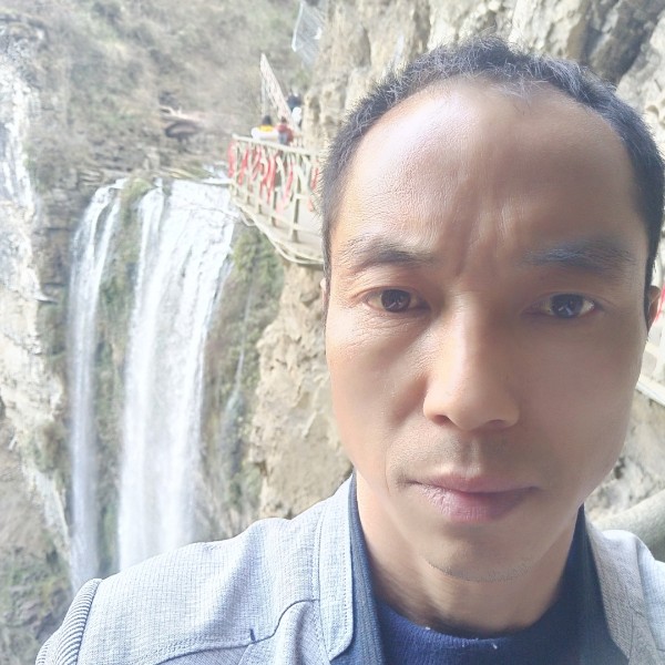 寒风的朴实的照片