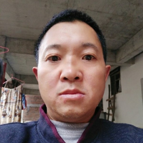 剪影失眠的照片