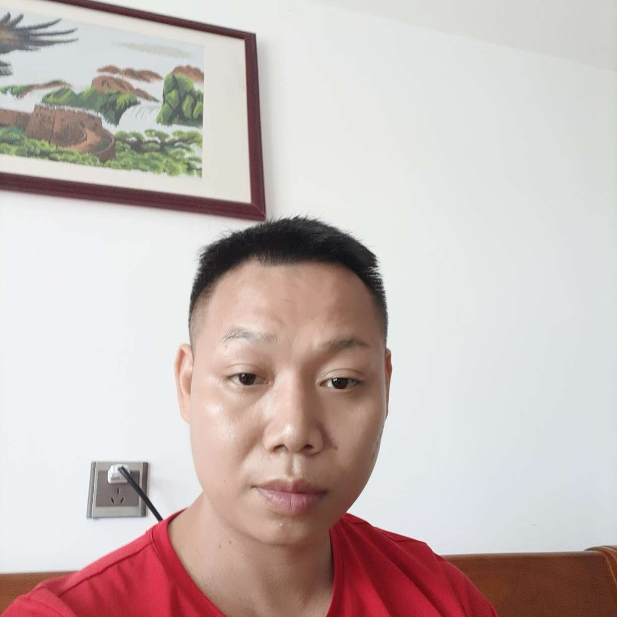 耍酷浅吻自行车的照片
