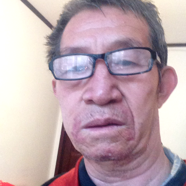坦率等待老师的照片