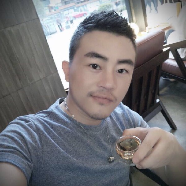 流浪的拖鞋q的照片