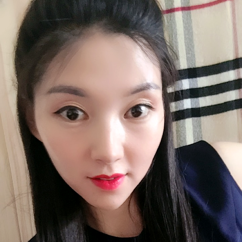 数据线回眸寂冷的照片