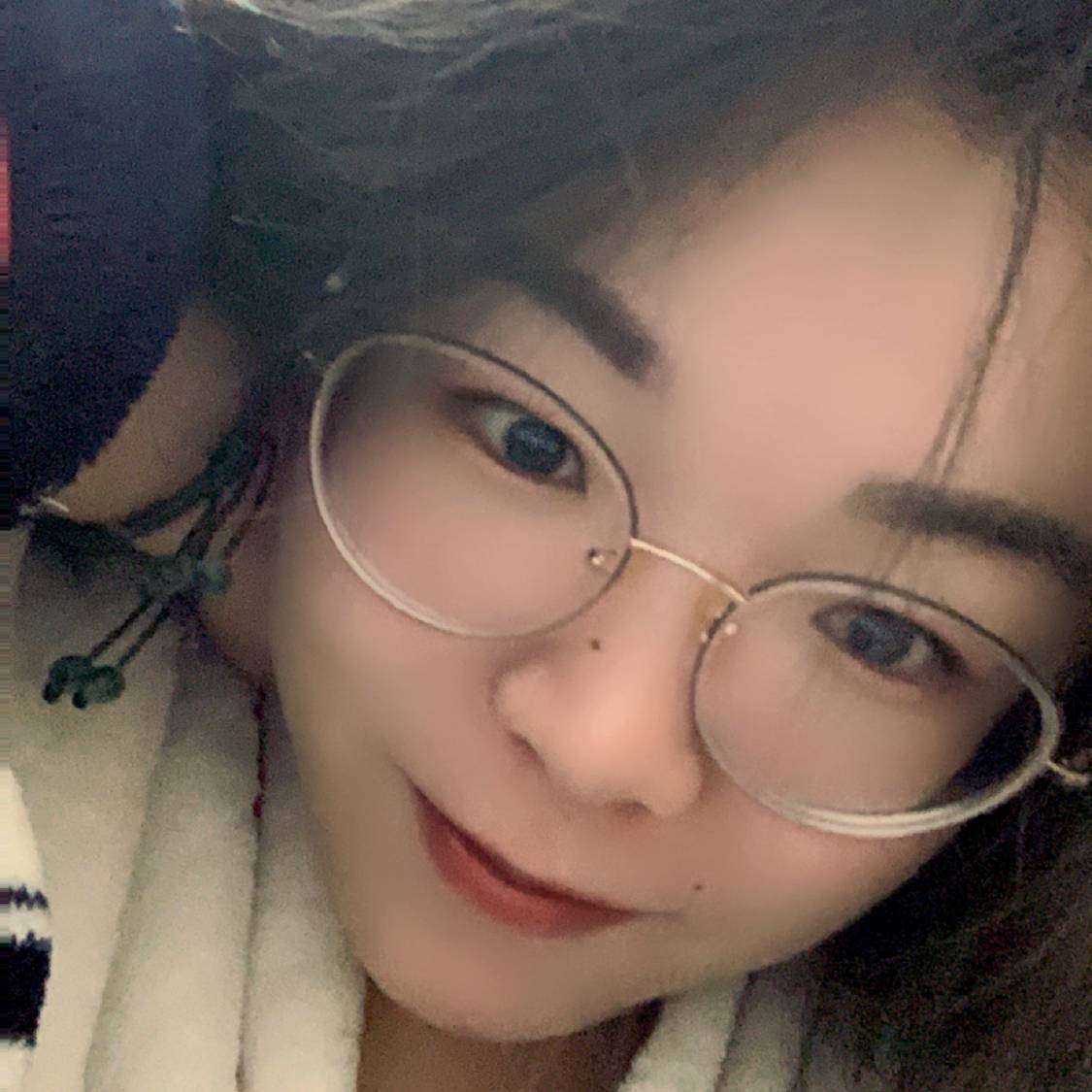 侍梦莹的照片