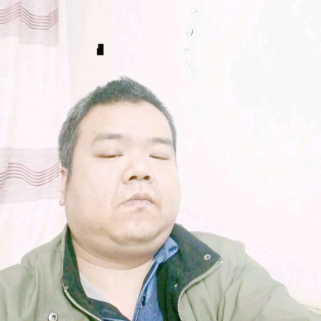 和谐漫步孤心的照片