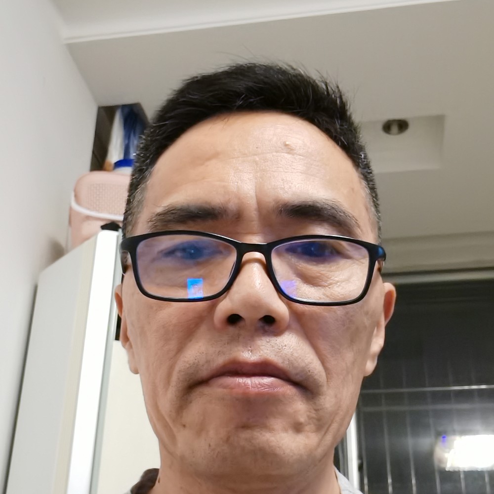 战斗机相许无垠的照片