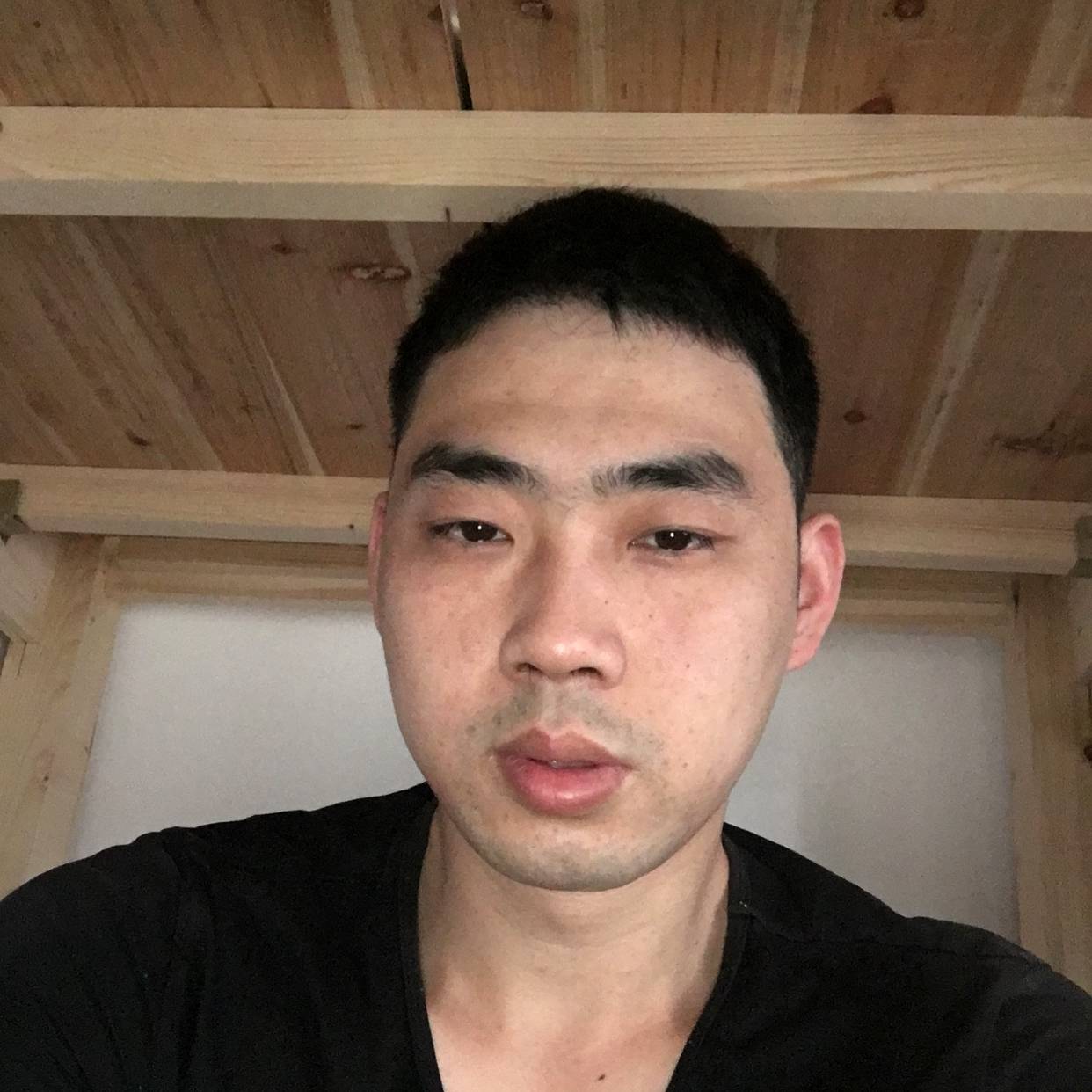 泪雨苦恋拼搏的照片