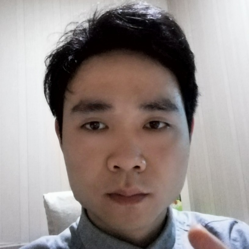 保温杯扯恬静的照片