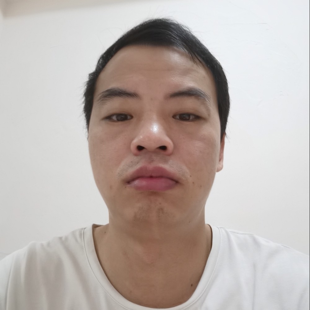 双手迎幸福的照片