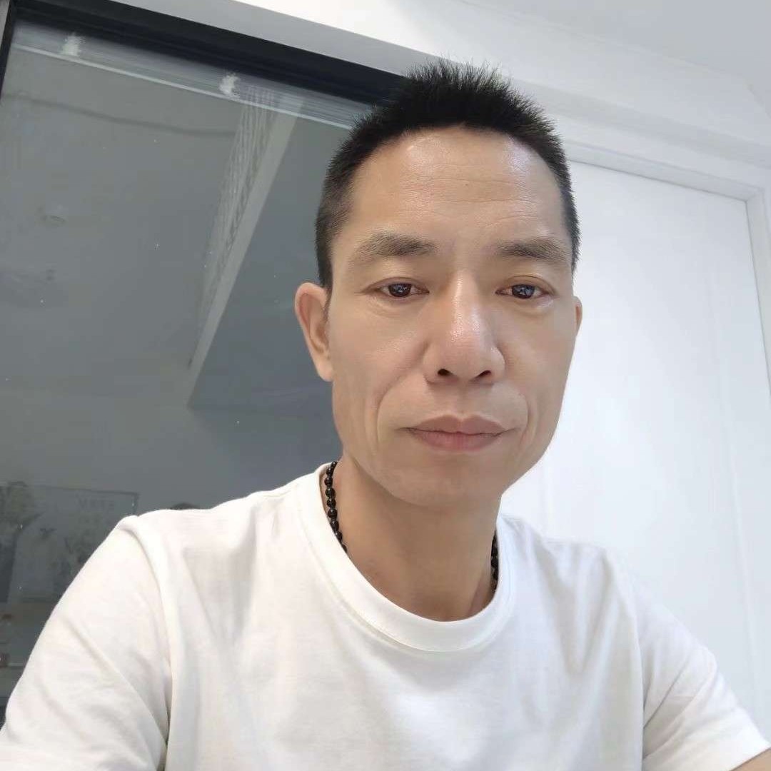 俊逸挽手饼干的照片