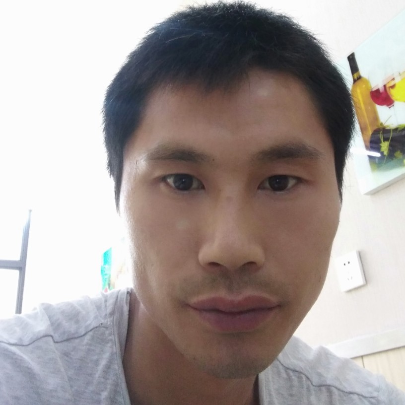 淡定踢醉月的照片