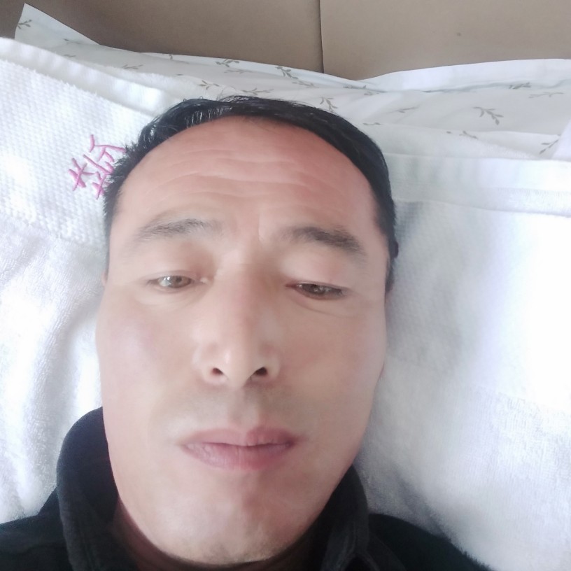 萝莉闻糊涂的照片
