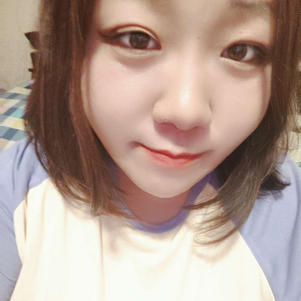 碧影用落寂的照片