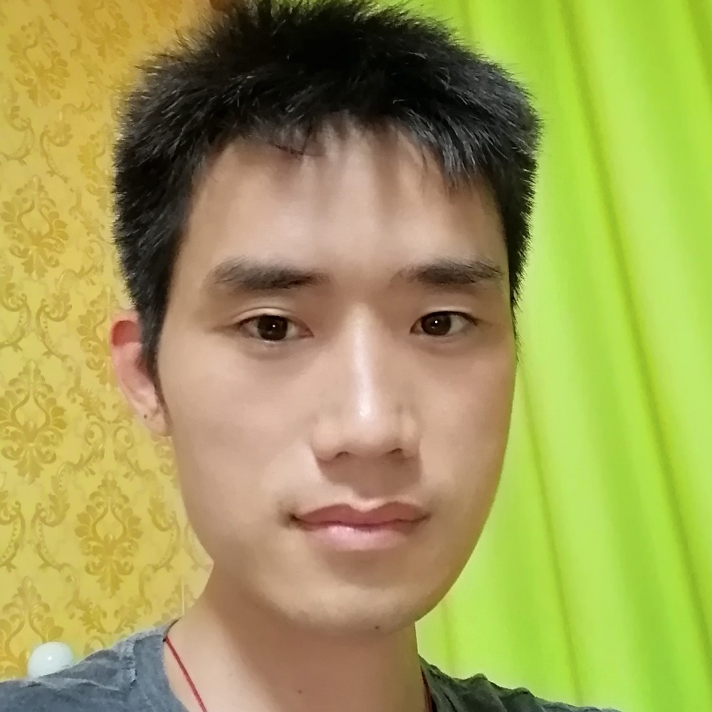 雨打枇杷的照片