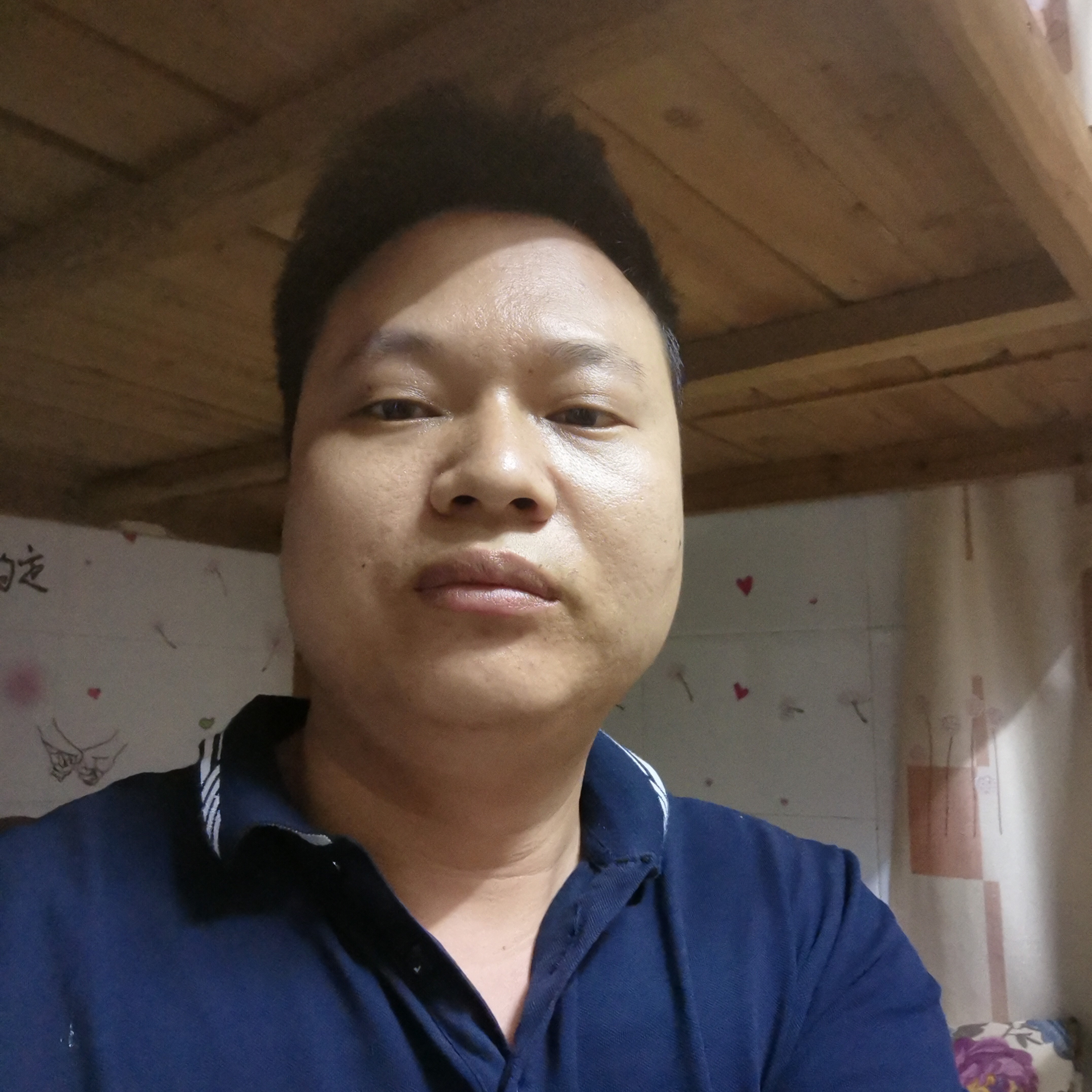 愉快苦恋凉城的照片