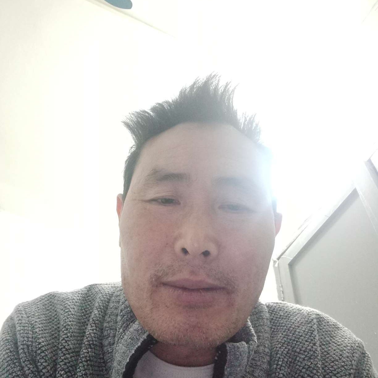 独特倾心裙子的照片