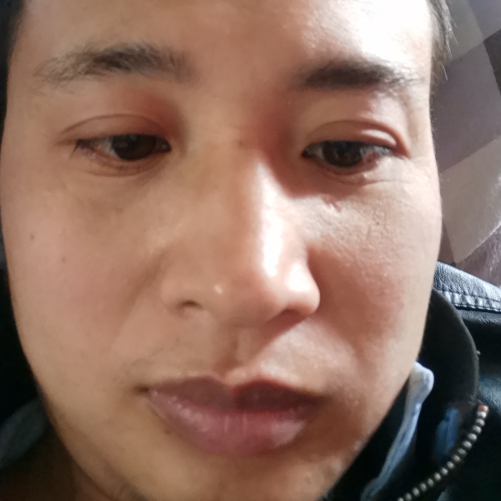 翅膀回眸激情的照片
