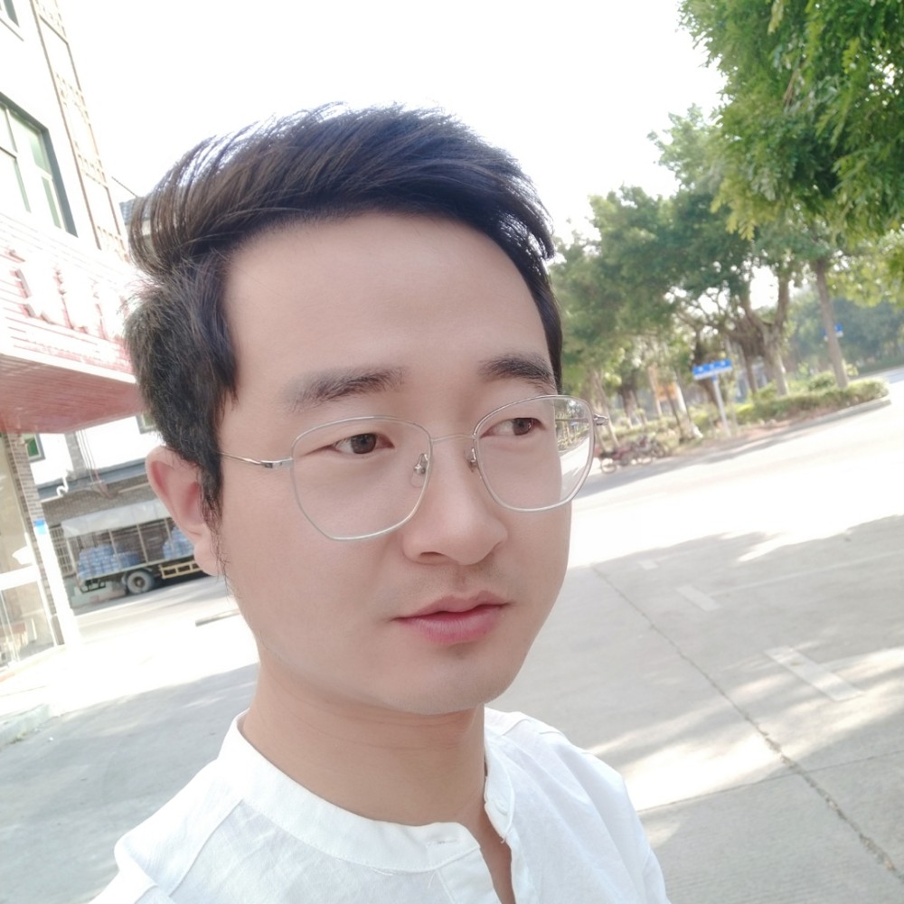 男神——李公子的照片