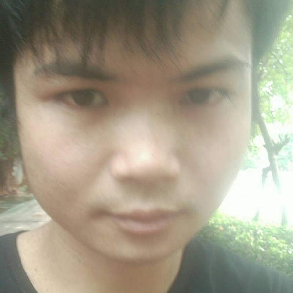 黄颜哥哥的照片