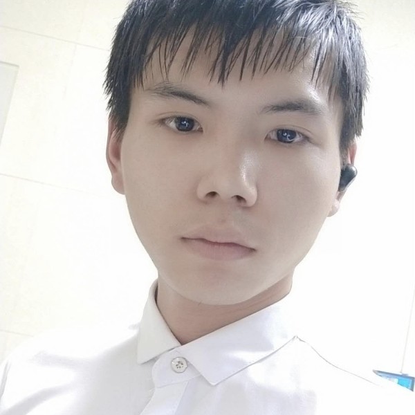会撒娇相许如梦的照片