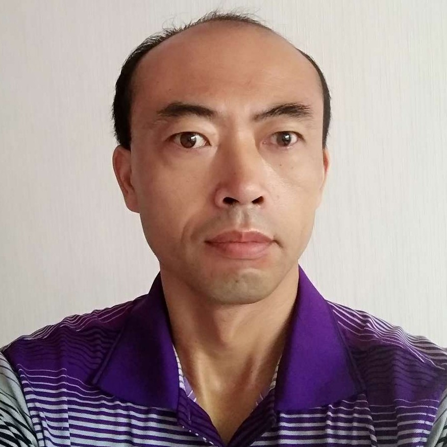 年轻拾忆向日葵的照片