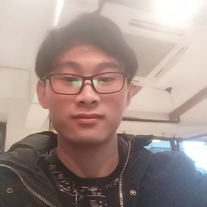 阿罗多姿的照片