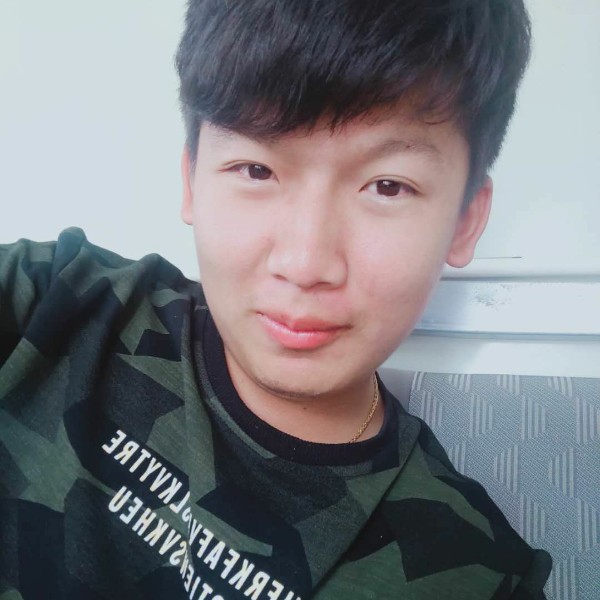 陈少  .的照片