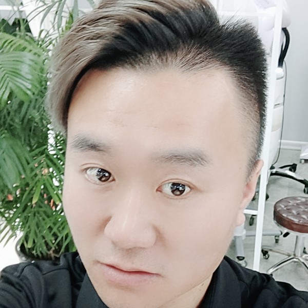 痞子丘的照片